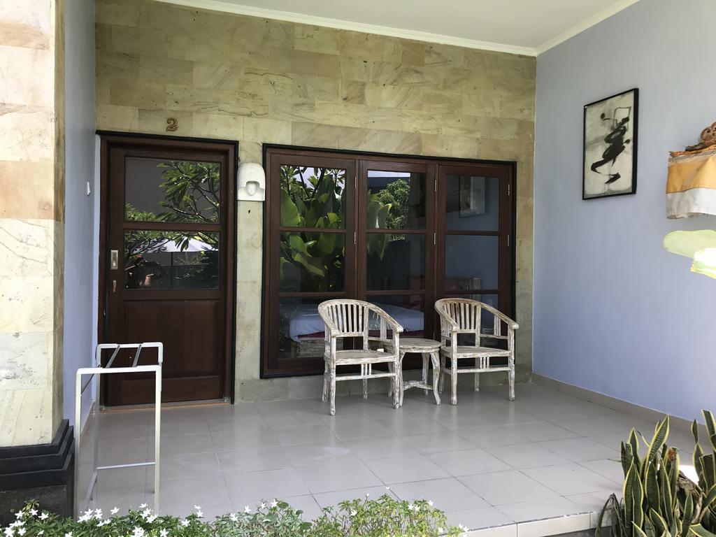 Koming Guest House Canggu Exteriör bild