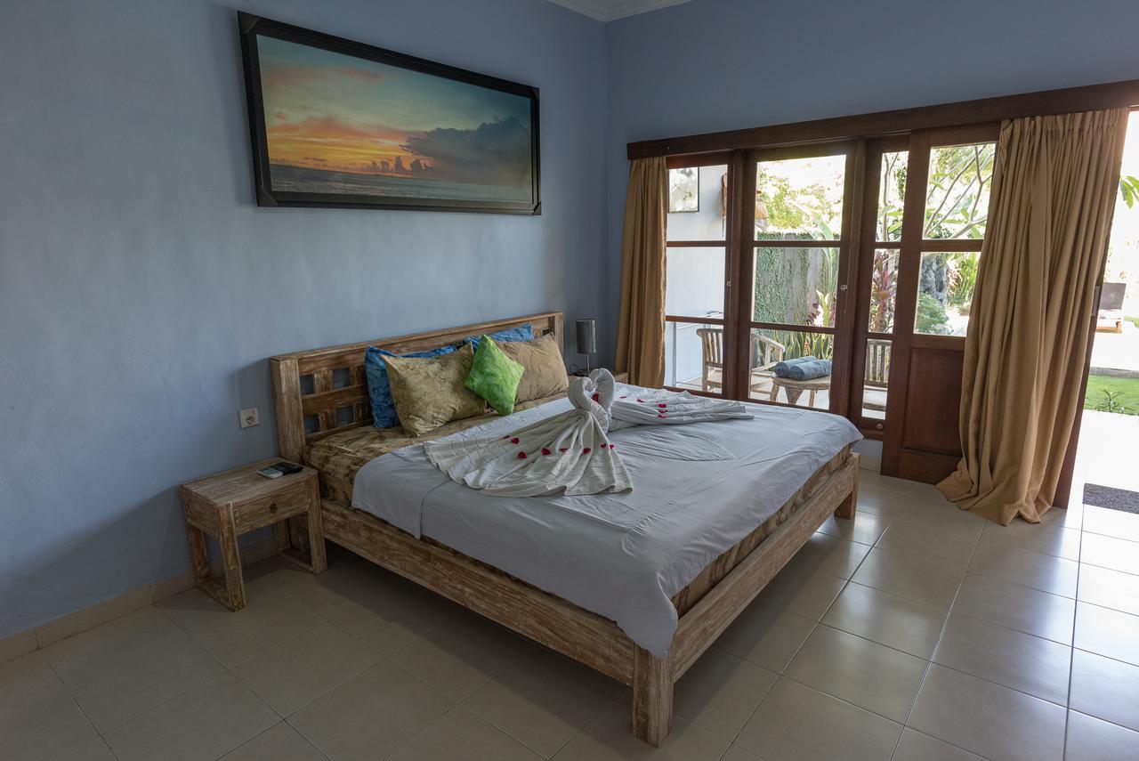 Koming Guest House Canggu Exteriör bild